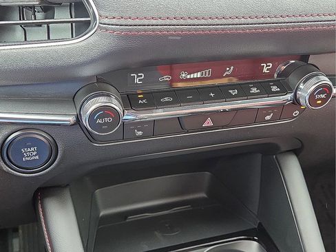 New 2026 MAZDA MAZDA3 Carbon image 24