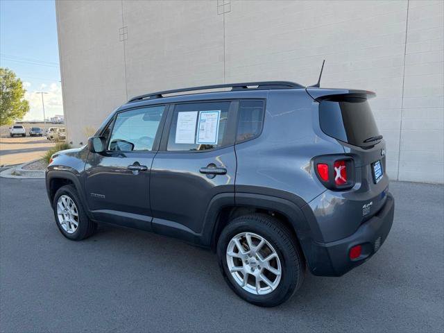 Certified 2022 Jeep Renegade Latitude AWD/4WD image 3