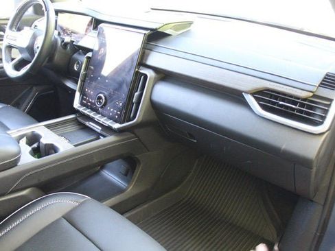 Used 2024 GMC Acadia Denali w/ Super Cruise Package AWD/4WD image 24