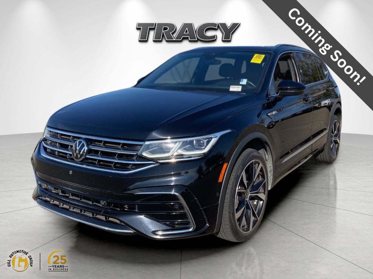 Used 2024 Volkswagen Tiguan SEL R-Line AWD/4WD image 1
