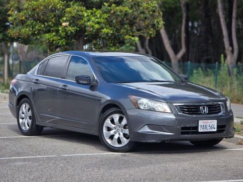 Used 2010 Honda Accord EX-L image 3