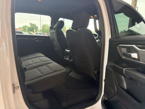 Used 2020 RAM 1500 Big Horn AWD/4WD image 6