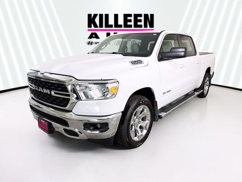 Used 2022 RAM 1500 Big Horn AWD/4WD image 3