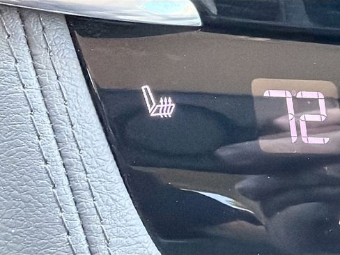 Used 2020 Cadillac XT6 Premium Luxury image 20