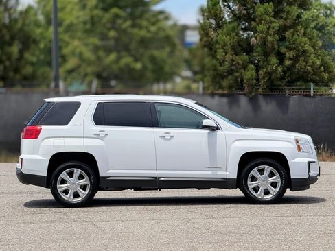 Used 2017 GMC Terrain SLE FWD image 7