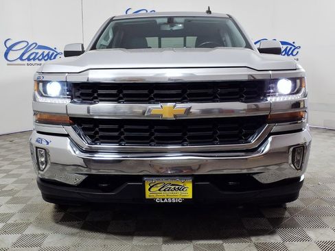 Used 2018 Chevrolet Silverado 1500 LT w/ Texas Edition AWD/4WD image 3