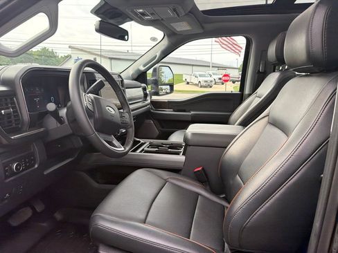 Used 2026 Ford F350 Lariat w/ Black Appearance Package AWD/4WD image 9