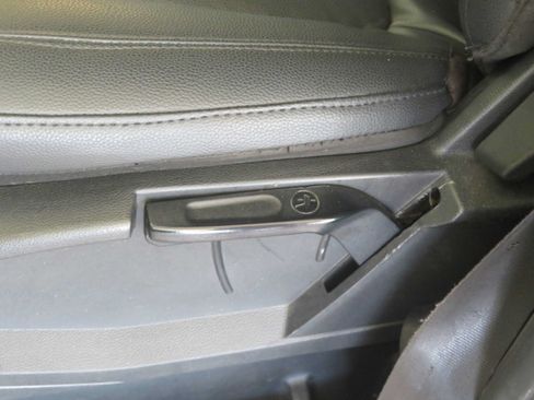 Used 2019 Ford Transit Connect XL FWD image 16