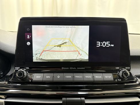 Used 2023 Kia Seltos EX image 9