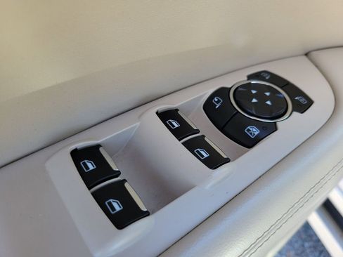 Used 2017 Lincoln MKZ Reserve image 15