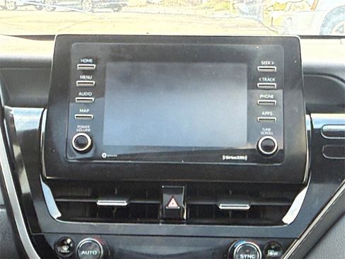 Used 2023 Toyota Camry SE w/ Cold Weather Package image 21