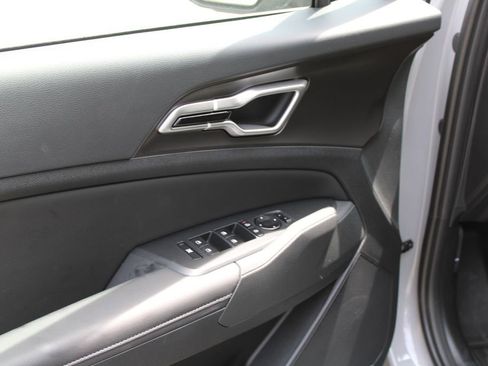 New 2026 Kia Sportage EX FWD image 19