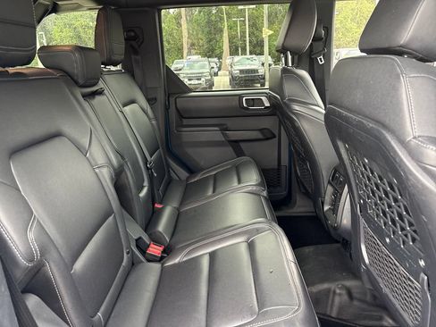 Certified 2025 Ford Bronco Badlands AWD/4WD image 30