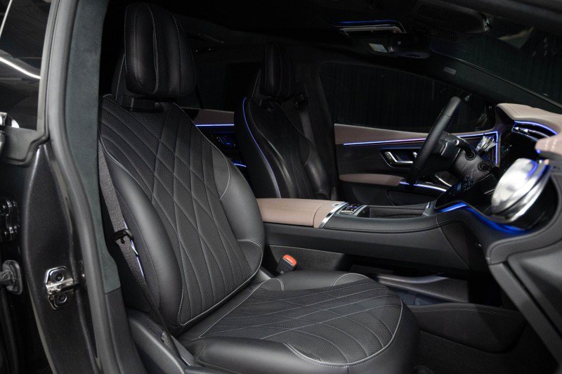 Certified 2023 Mercedes-Benz EQS 580 4MATIC Sedan image 13