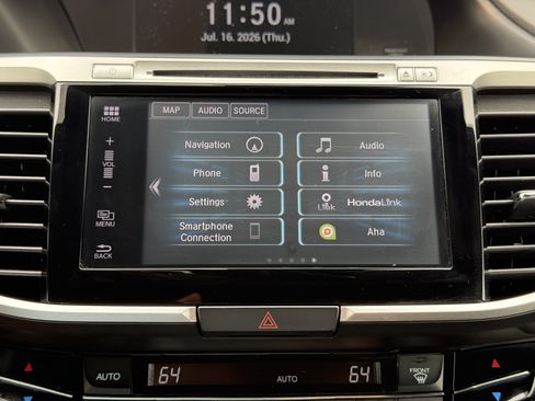 Used 2017 Honda Accord Touring image 15
