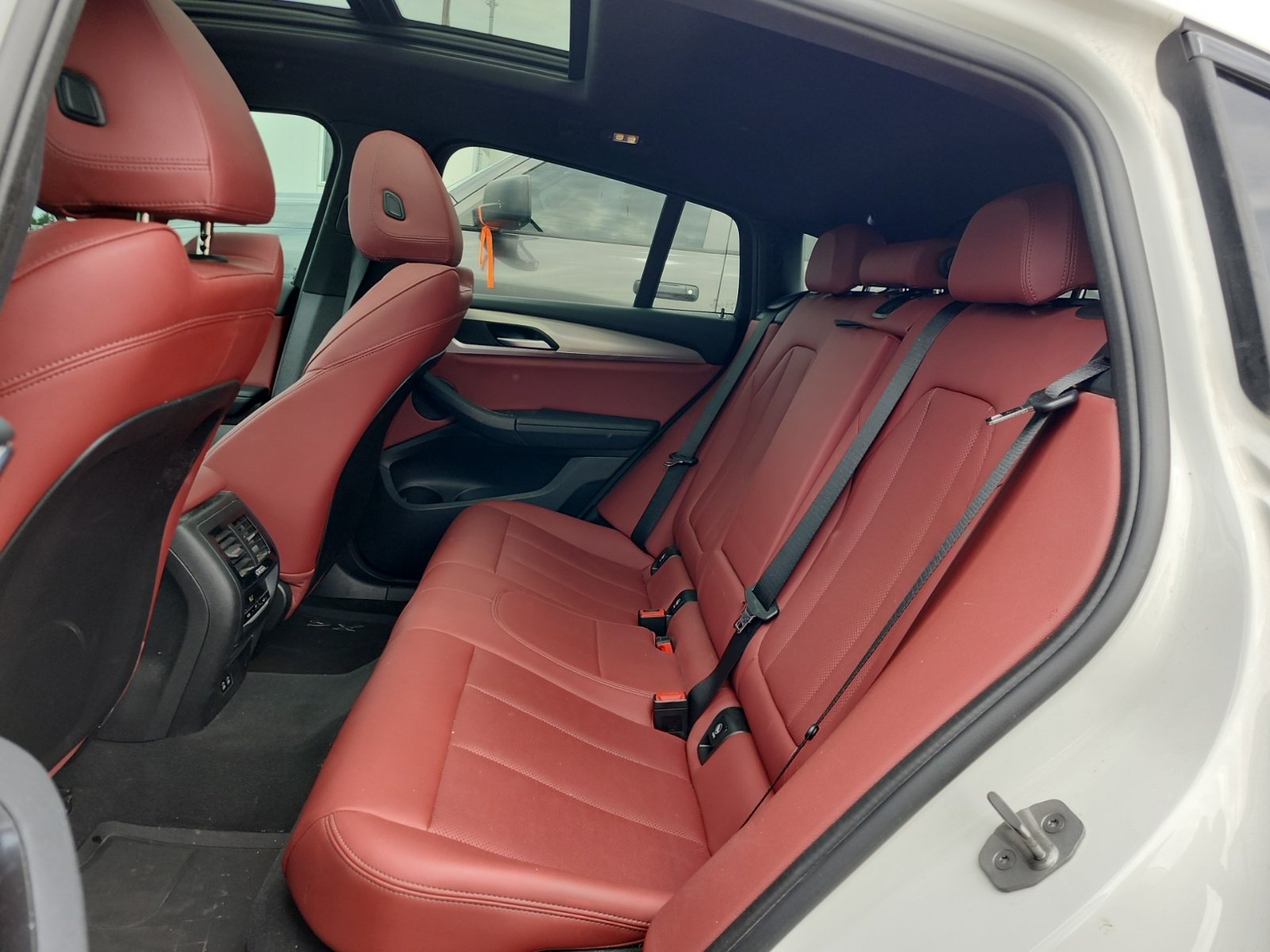 Used 2022 BMW X4 xDrive30i AWD/4WD image 9