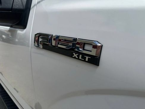 Used 2019 Ford F150 XLT w/ Equipment Group 302A Luxury AWD/4WD image 31