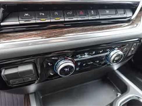 New 2025 GMC Sierra 1500 Elevation w/ Preferred Package AWD/4WD image 21