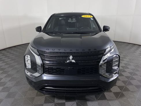 Used 2024 Mitsubishi Outlander SE Black Edition AWD/4WD image 13