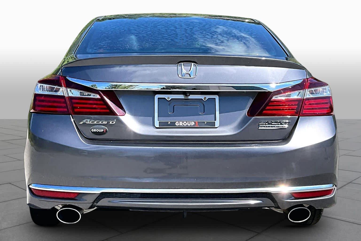 Used 2017 Honda Accord Sport Special Edition image 5