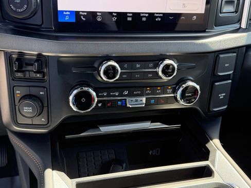 Used 2024 Ford F350 Platinum AWD/4WD image 23