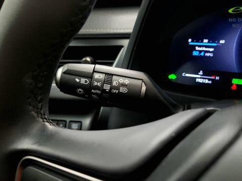 Used 2025 Lexus UX 300h FWD image 58