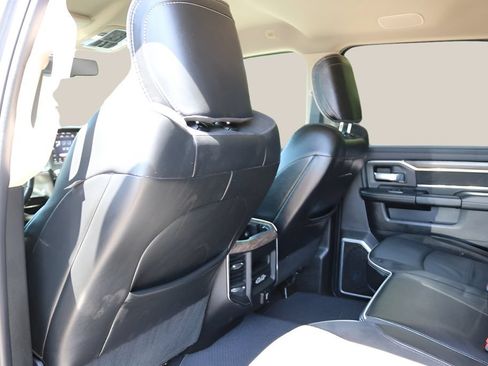 Used 2019 RAM 3500 Laramie AWD/4WD image 17