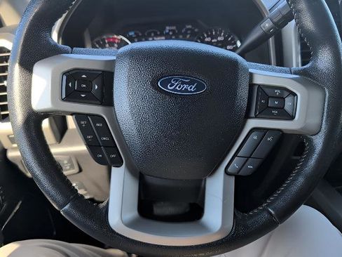 Used 2020 Ford F250 Lariat w/ Lariat Ultimate Package image 12