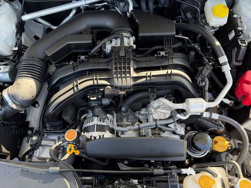 Certified 2025 Subaru Crosstrek 2.0i Premium image 29