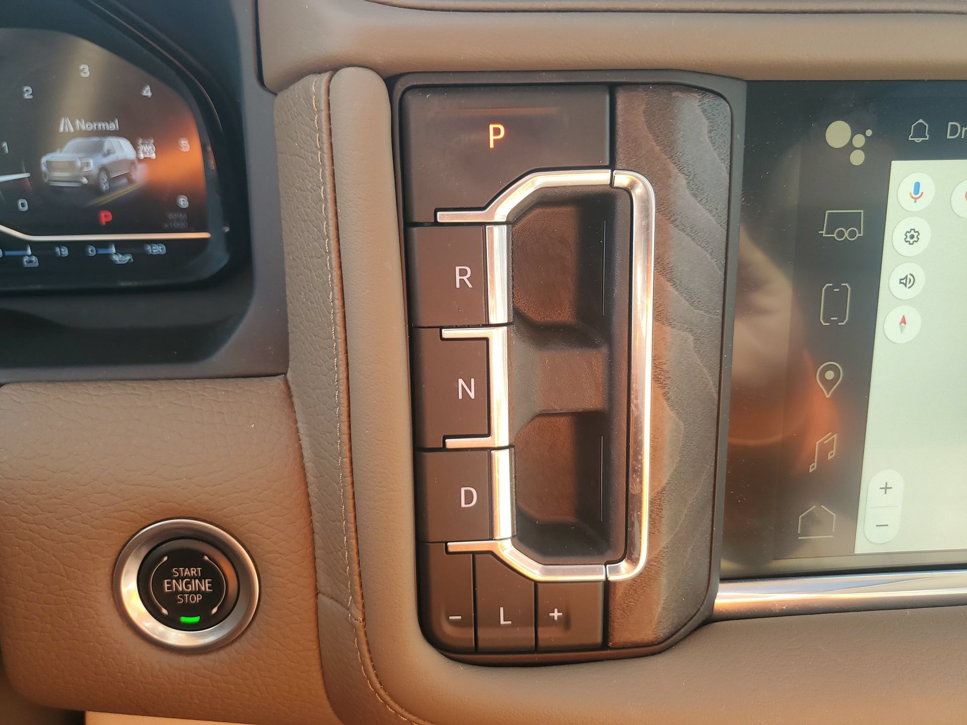 Used 2024 GMC Yukon Denali w/ Max Trailering Package AWD/4WD image 24