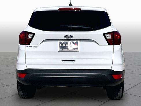 Used 2019 Ford Escape S FWD image 5