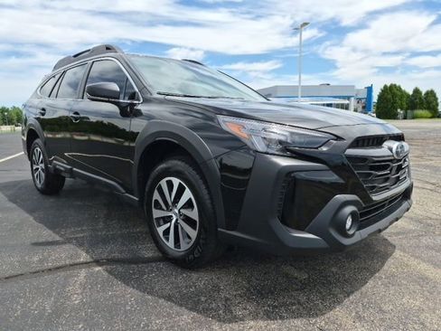 Certified 2025 Subaru Outback w/ Popular Package #1A AWD/4WD image 3