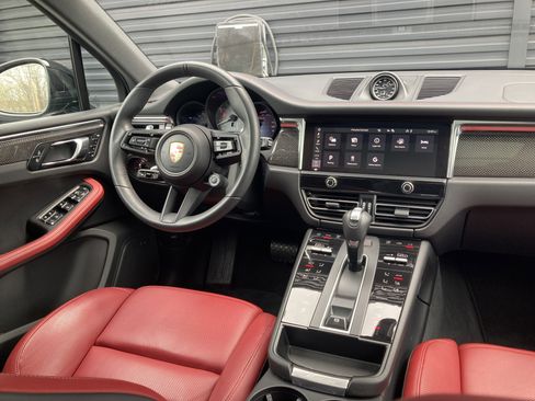 Certified 2025 Porsche Macan S AWD/4WD image 14