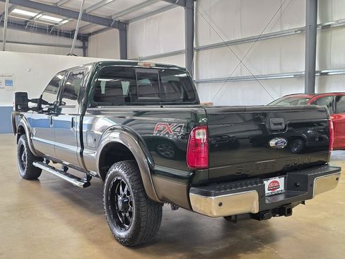 Used 2015 Ford F250 Lariat w/ Lariat Ultimate Package AWD/4WD image 6