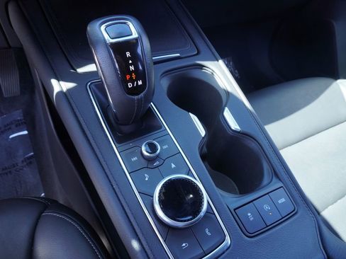 Used 2019 Cadillac XT4 Premium Luxury w/ Enhanced Visibility Package image 18