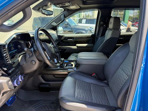 Used 2024 Chevrolet Silverado 1500 ZR2 w/ ZR2 Bison Edition AWD/4WD image 9