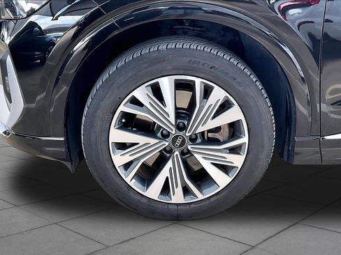 Used 2023 Audi Q4 e-tron Premium w/ Convenience Package AWD/4WD image 9