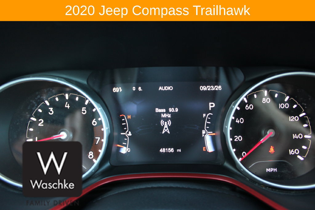 Used 2020 Jeep Compass Trailhawk w/ Popular Equipment Group AWD/4WD image 39
