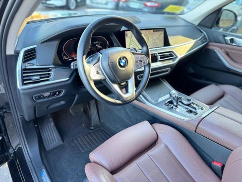 Used 2022 BMW X7 xDrive40i w/ Premium Package image 12