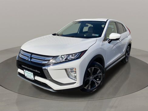 Used 2018 Mitsubishi Eclipse Cross SEL image 3