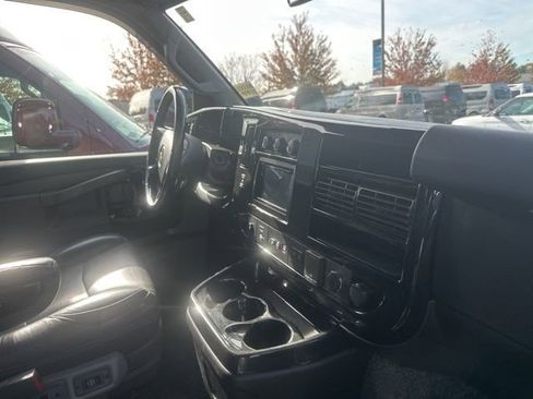 Used 2021 Chevrolet Express 2500 Explorer Van w/ Enhanced Convenience Package image 20