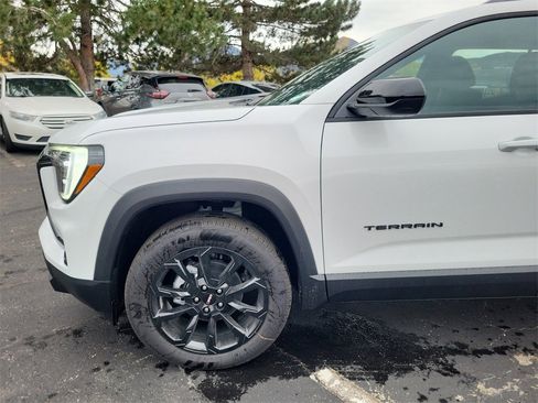 New 2026 GMC Terrain Elevation w/ Elevation Premium Package image 6