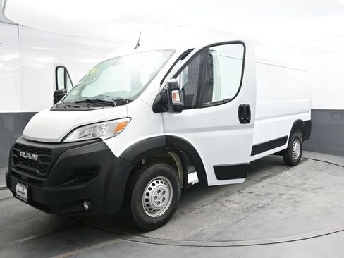 Used 2024 RAM ProMaster 2500 w/ Convenience Group FWD image 43