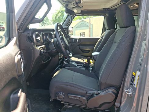 Used 2021 Jeep Wrangler Unlimited Sport AWD/4WD image 13
