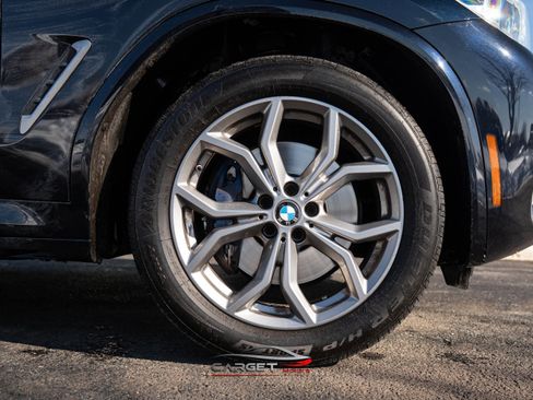 Used 2021 BMW X4 M40i image 10