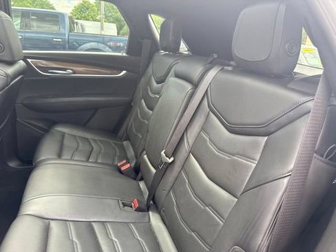 Used 2018 Cadillac XT5 Platinum w/ Driver Assist Package AWD/4WD image 14