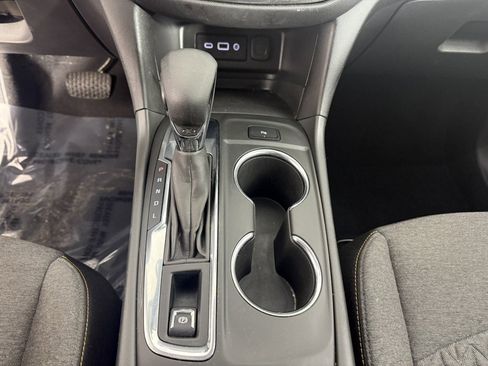 Used 2023 Chevrolet Equinox LT image 20