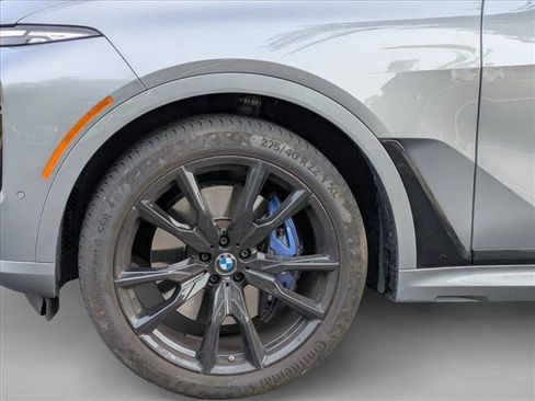 Used 2024 BMW X7 xDrive40i w/ M Sport Package AWD/4WD image 14