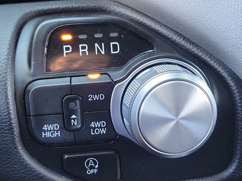 Used 2024 RAM 1500 Laramie AWD/4WD image 13