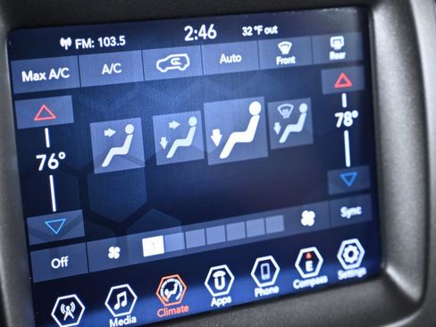 Used 2019 Jeep Compass Trailhawk image 17